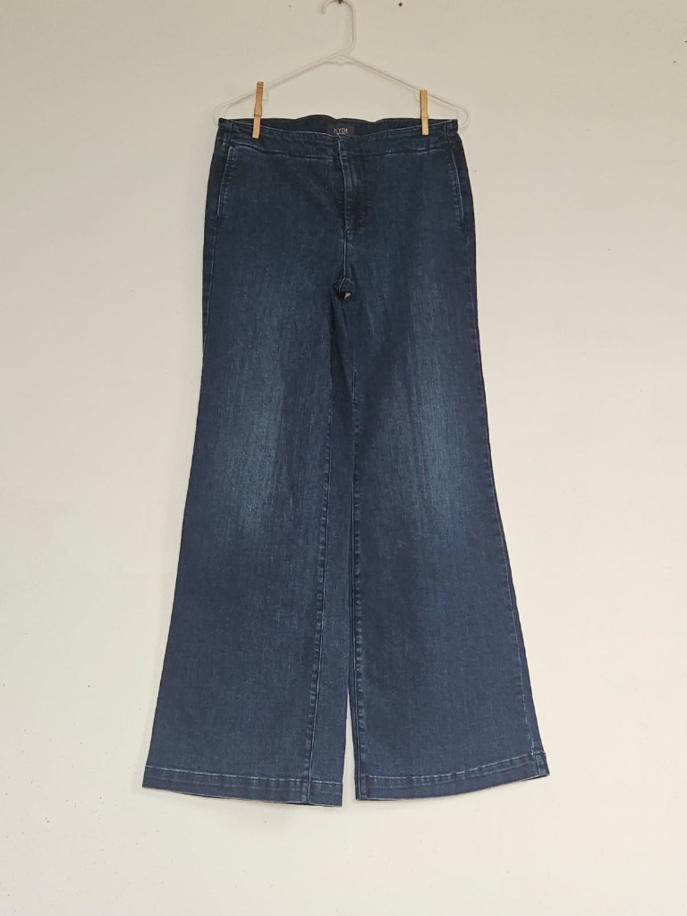 NYDJ Wide Leg Flare Jeans with Lift Tuck Technology Size 6